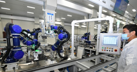 福建海峽星云智能制造基地交付首臺國產化芯片整機，信息科技產業迎來新突破